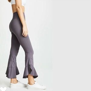 Free people grey starlight pant leggings ruffled